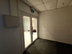 Peninsula Shopping Complex (D6), Office #472662581